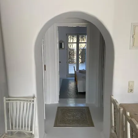 Апартаменты Luxurious House