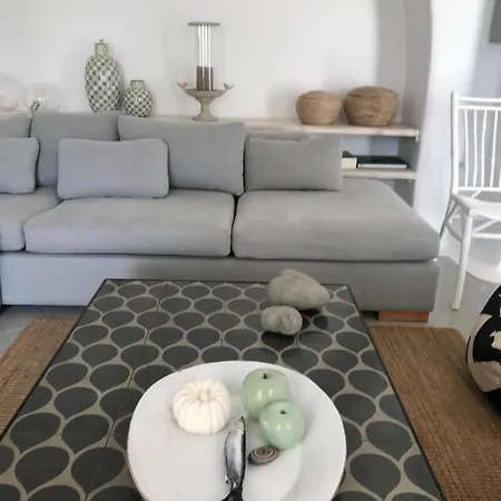 Апартаменты Luxurious House Орнос
